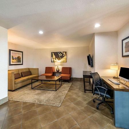 Quality Inn & Suites Garland - East Dallas Kültér fotó