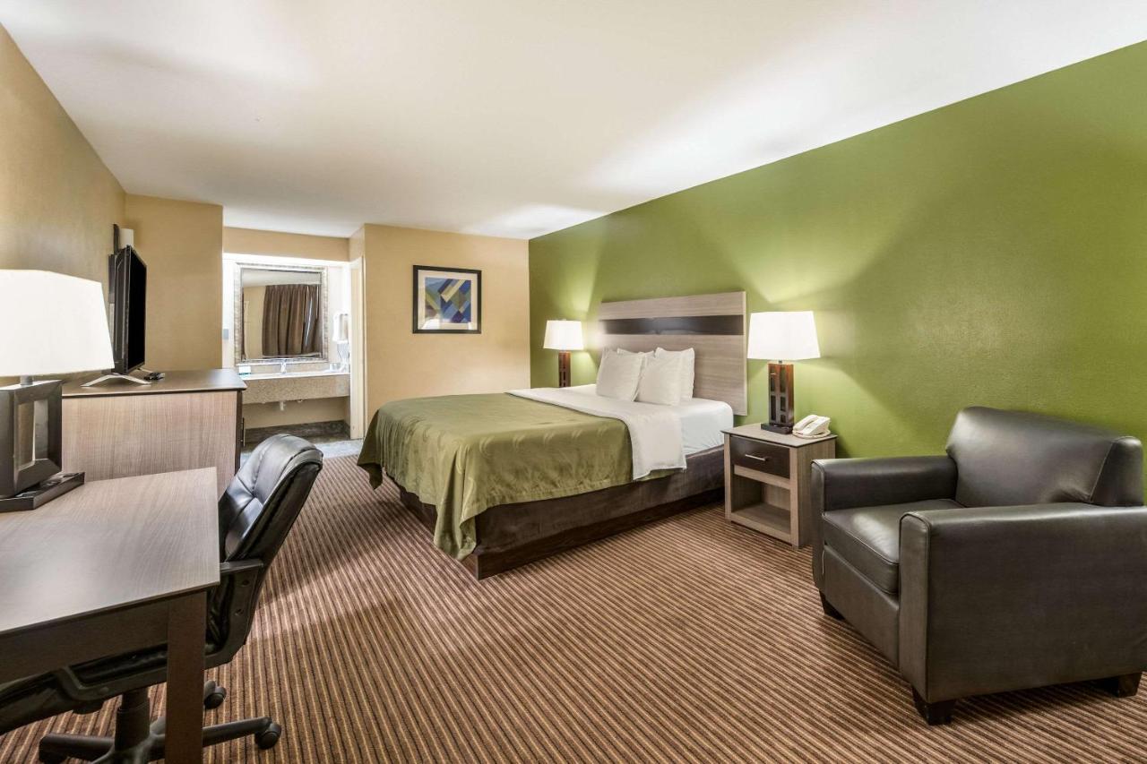 Quality Inn & Suites Garland - East Dallas Kültér fotó