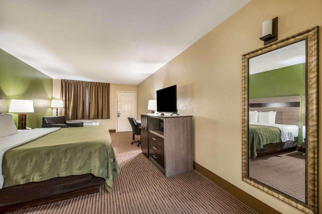 Quality Inn & Suites Garland - East Dallas Kültér fotó