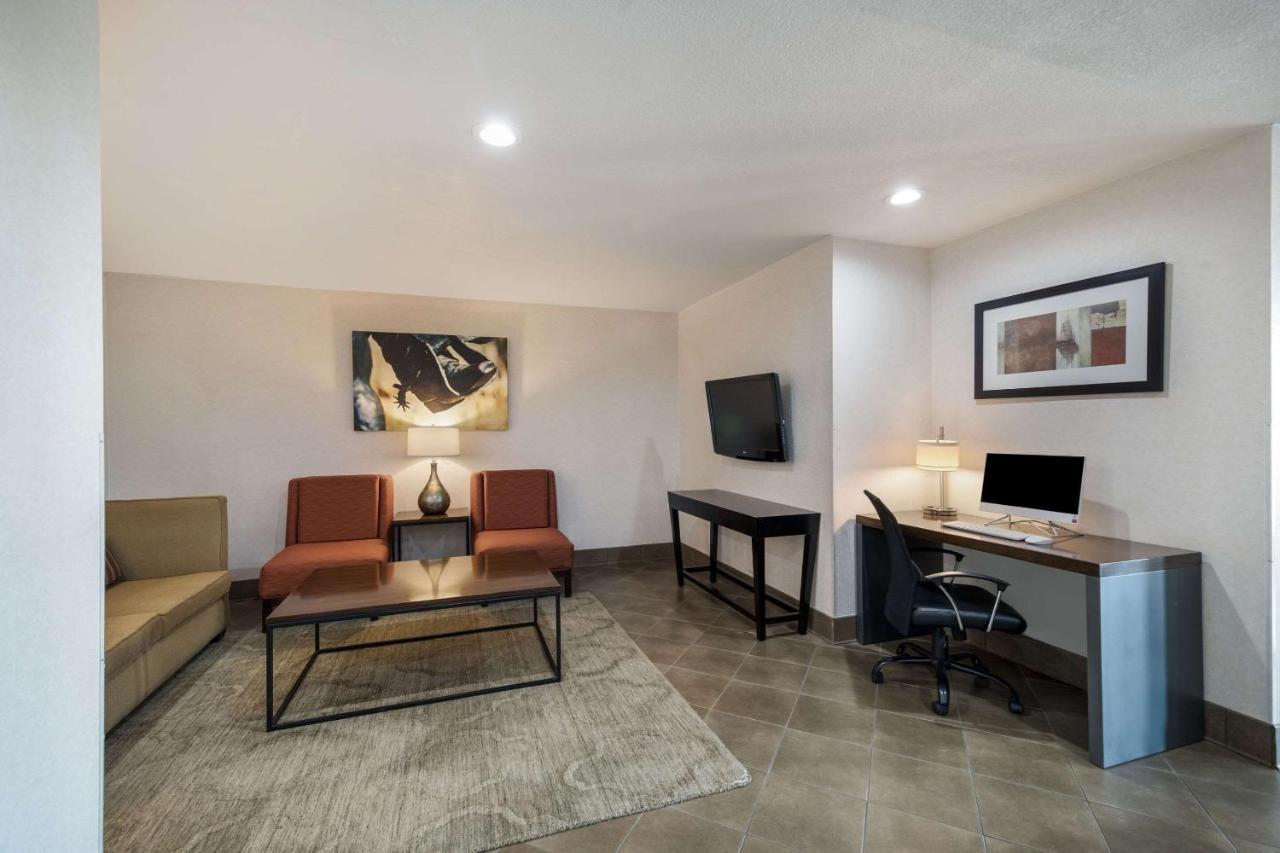 Quality Inn & Suites Garland - East Dallas Kültér fotó