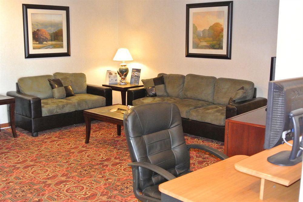 Quality Inn & Suites Garland - East Dallas Beltér fotó